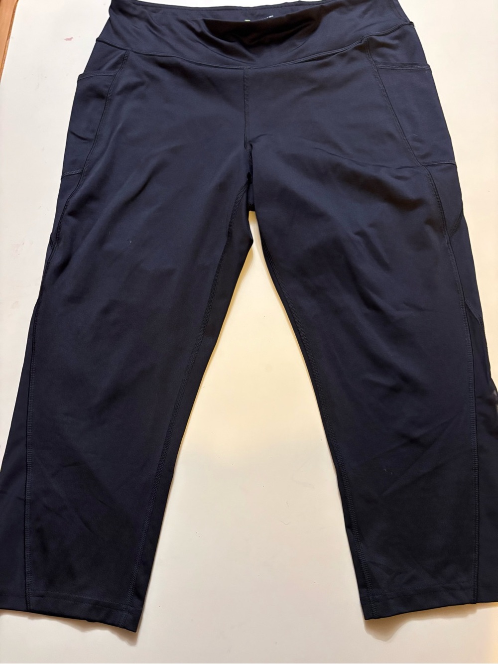 tek gear Black Capri Leggings with Side Pockets